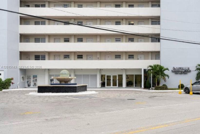 7904 West Dr # 705, North Bay Village FL 33141 — 40
