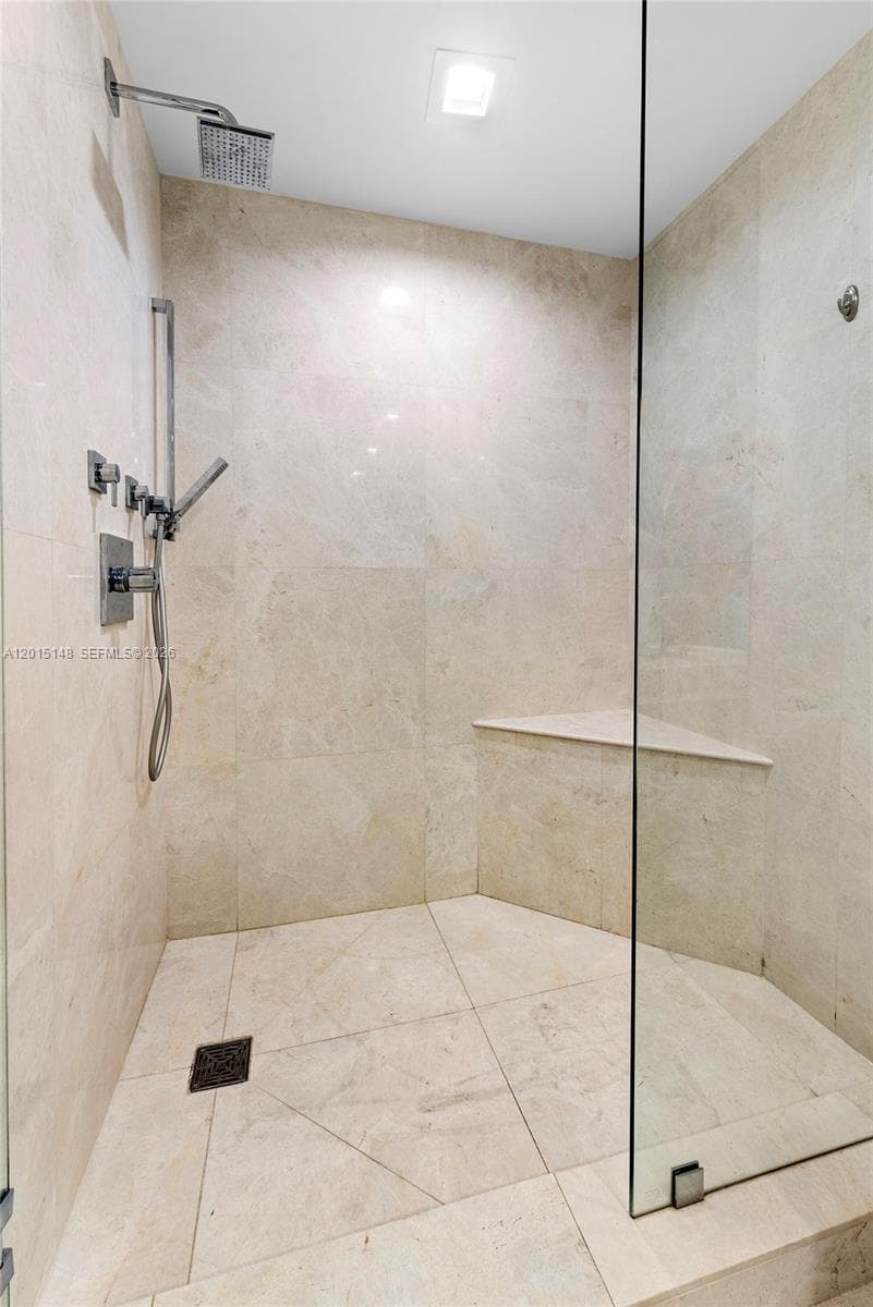 17111 Biscayne Blvd # 606, North Miami Beach FL 33160 — 22