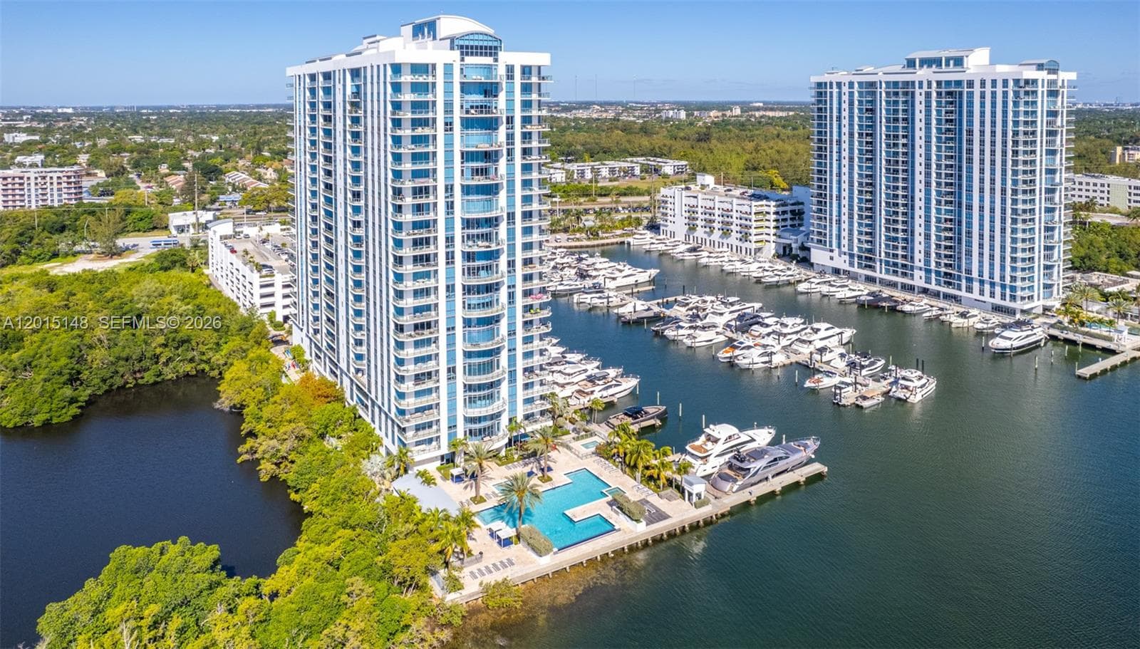 17111 Biscayne Blvd # 606, North Miami Beach FL 33160 — 32