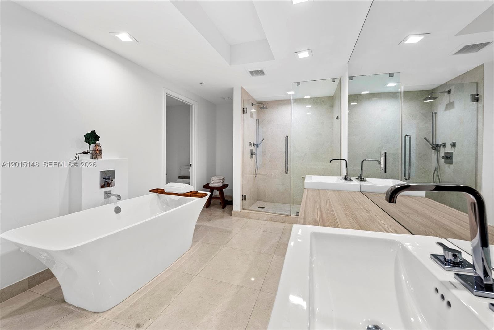17111 Biscayne Blvd # 606, North Miami Beach FL 33160 — 20