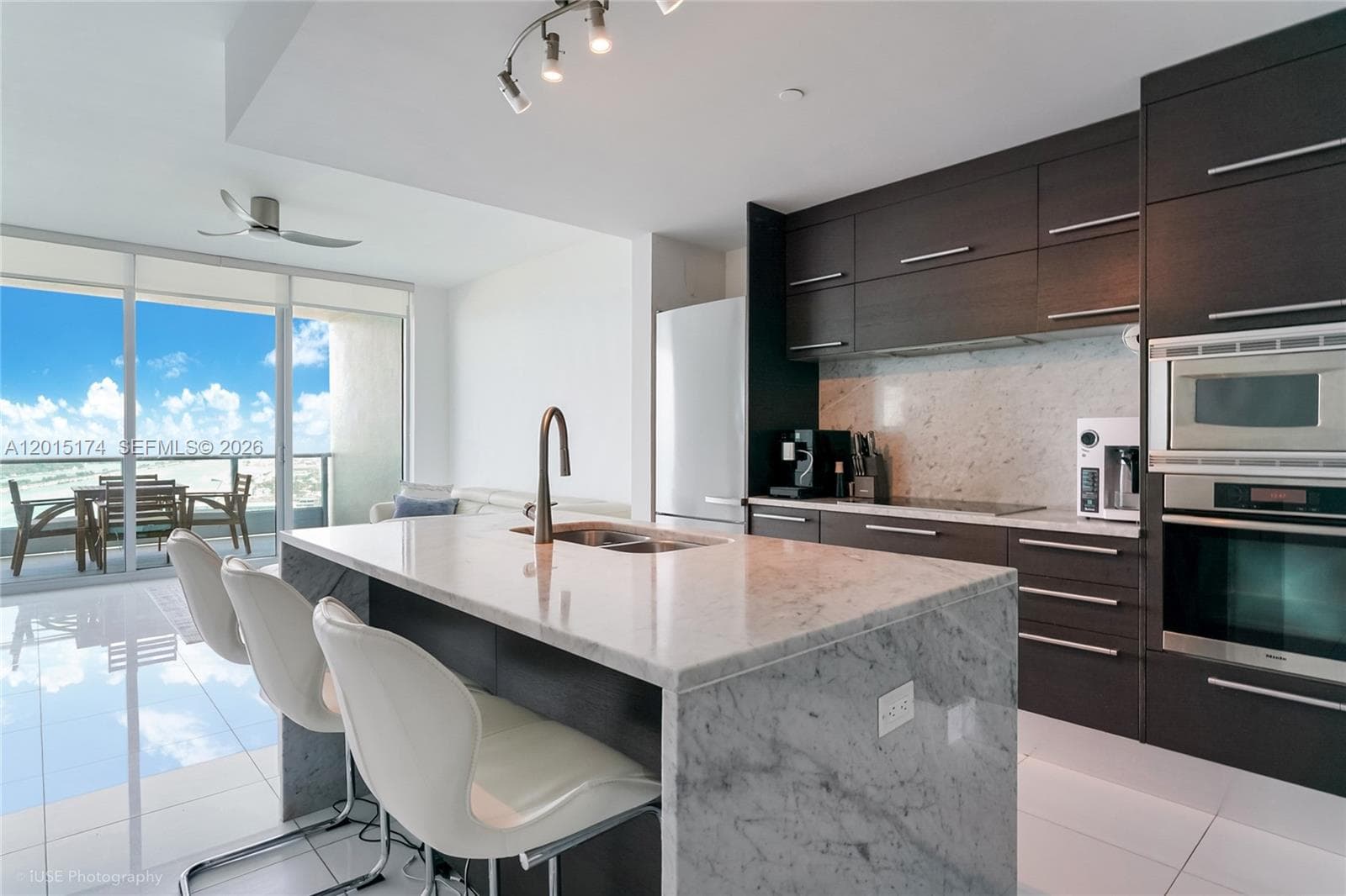 900 Biscayne Blvd # 3407, Miami FL 33132 — 2