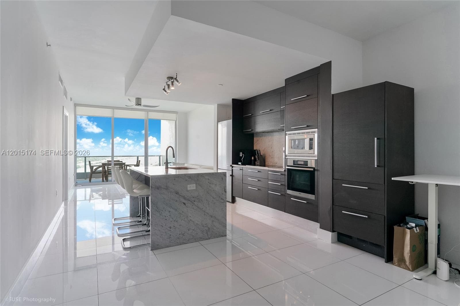 900 Biscayne Blvd # 3407, Miami FL 33132 — 1