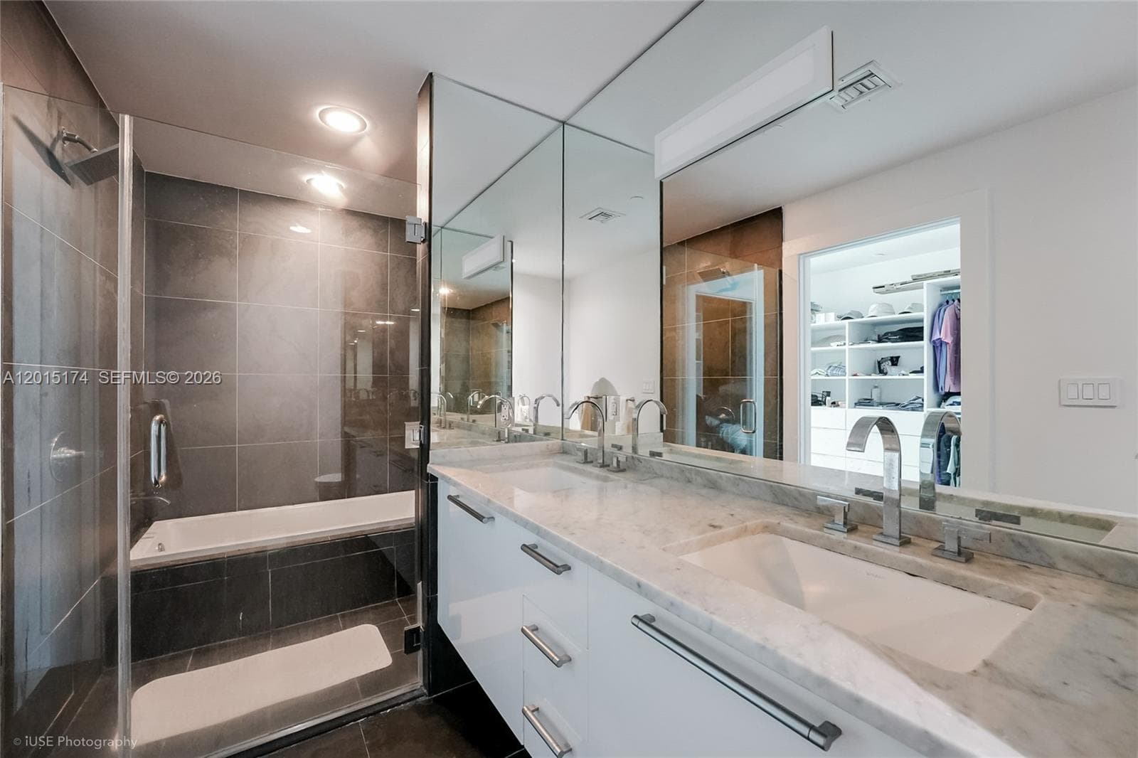 900 Biscayne Blvd # 3407, Miami FL 33132 — 10