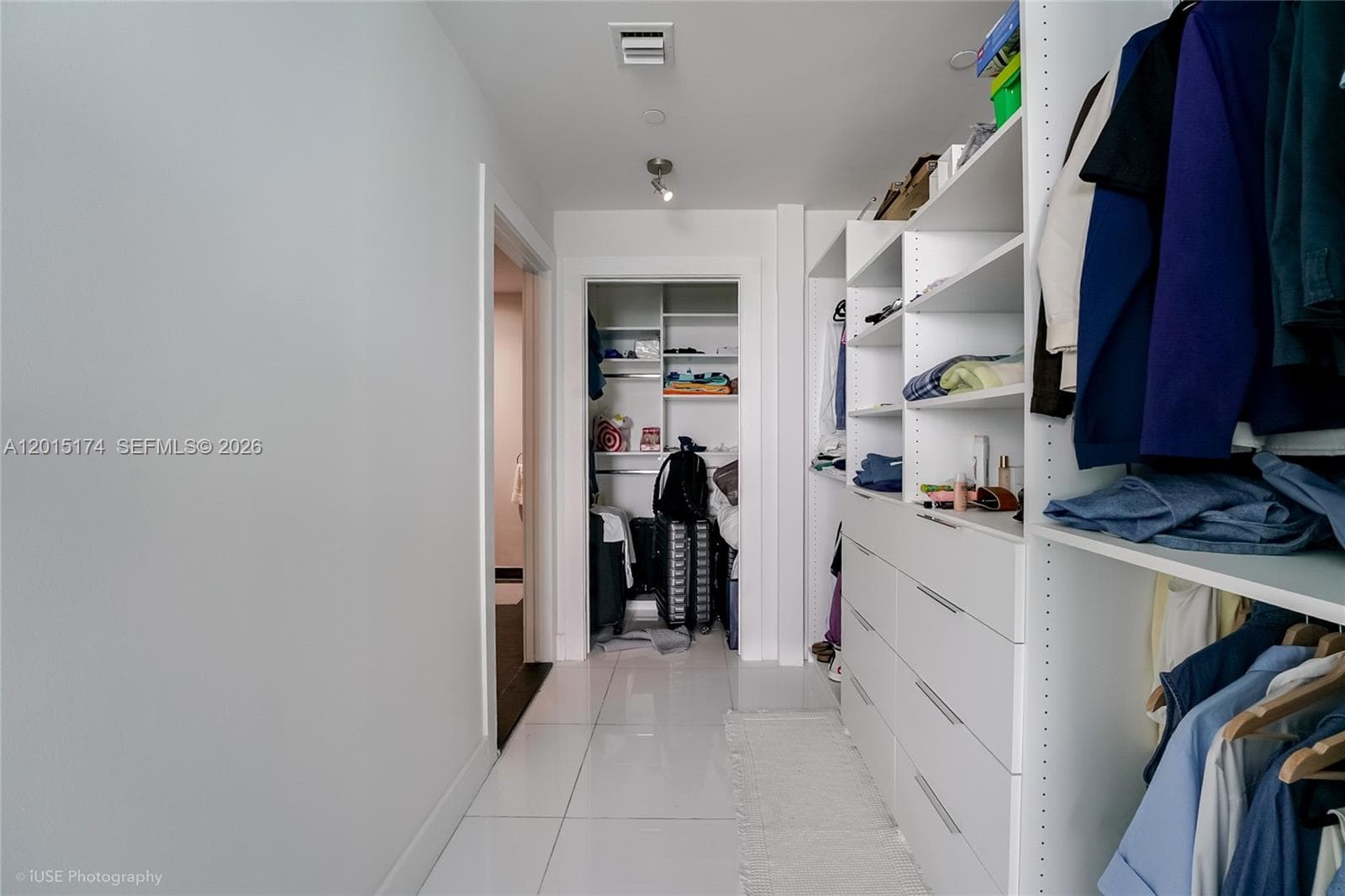 900 Biscayne Blvd # 3407, Miami FL 33132 — 11