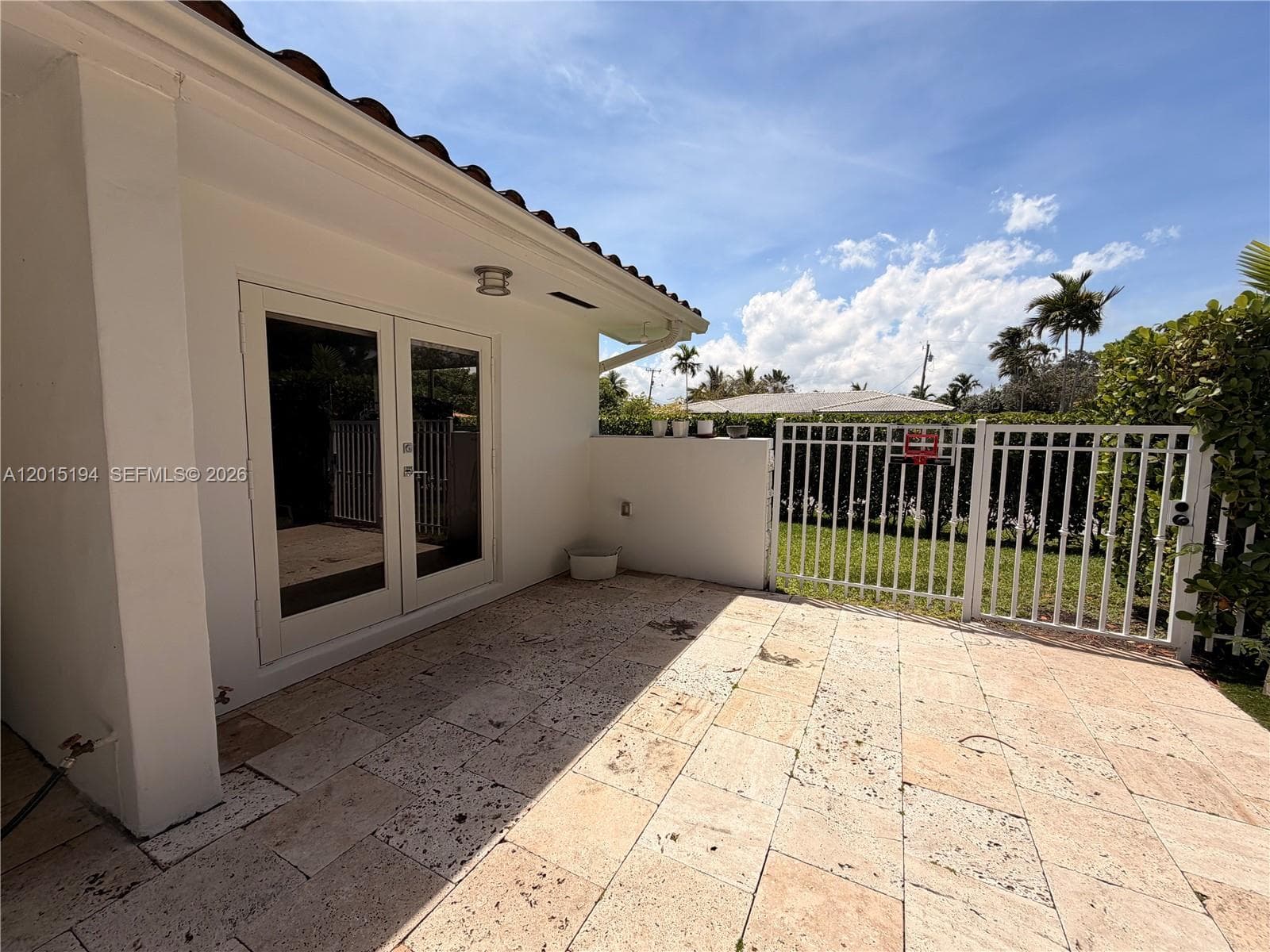 11445 N Bayshore Dr, North Miami FL 33181 — 27