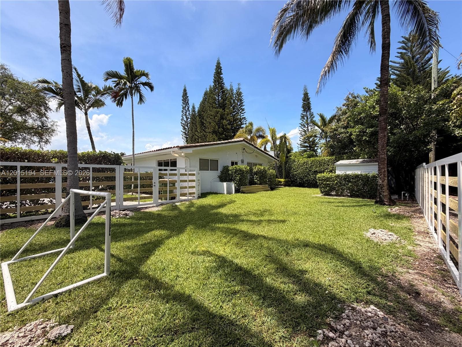 11445 N Bayshore Dr, North Miami FL 33181 — 30
