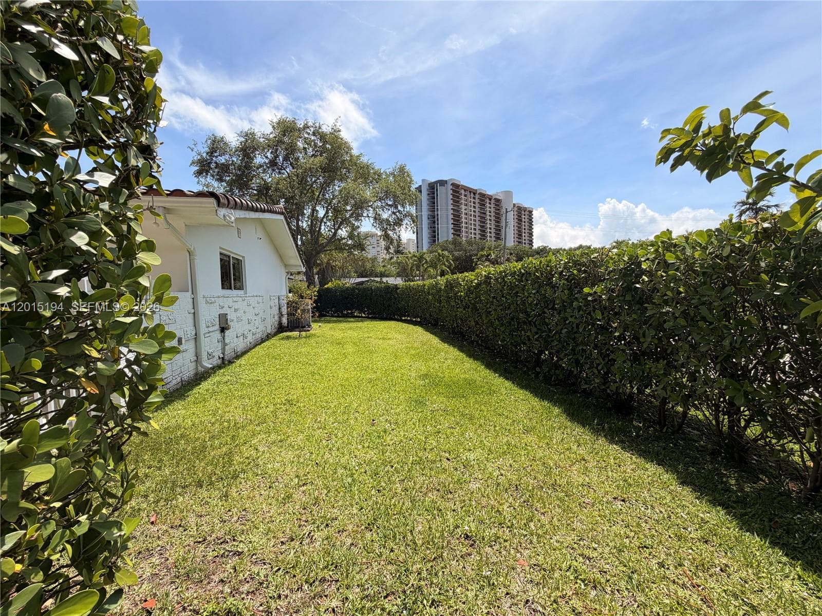 11445 N Bayshore Dr, North Miami FL 33181 — 29