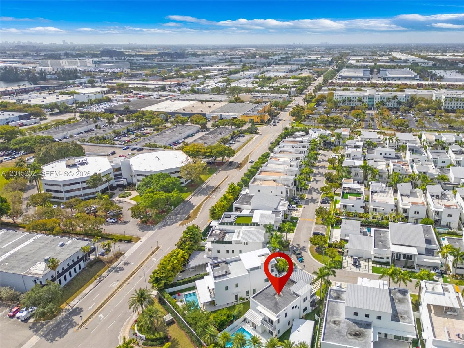 8221 NW 34th Dr, Doral FL 33122 — 45