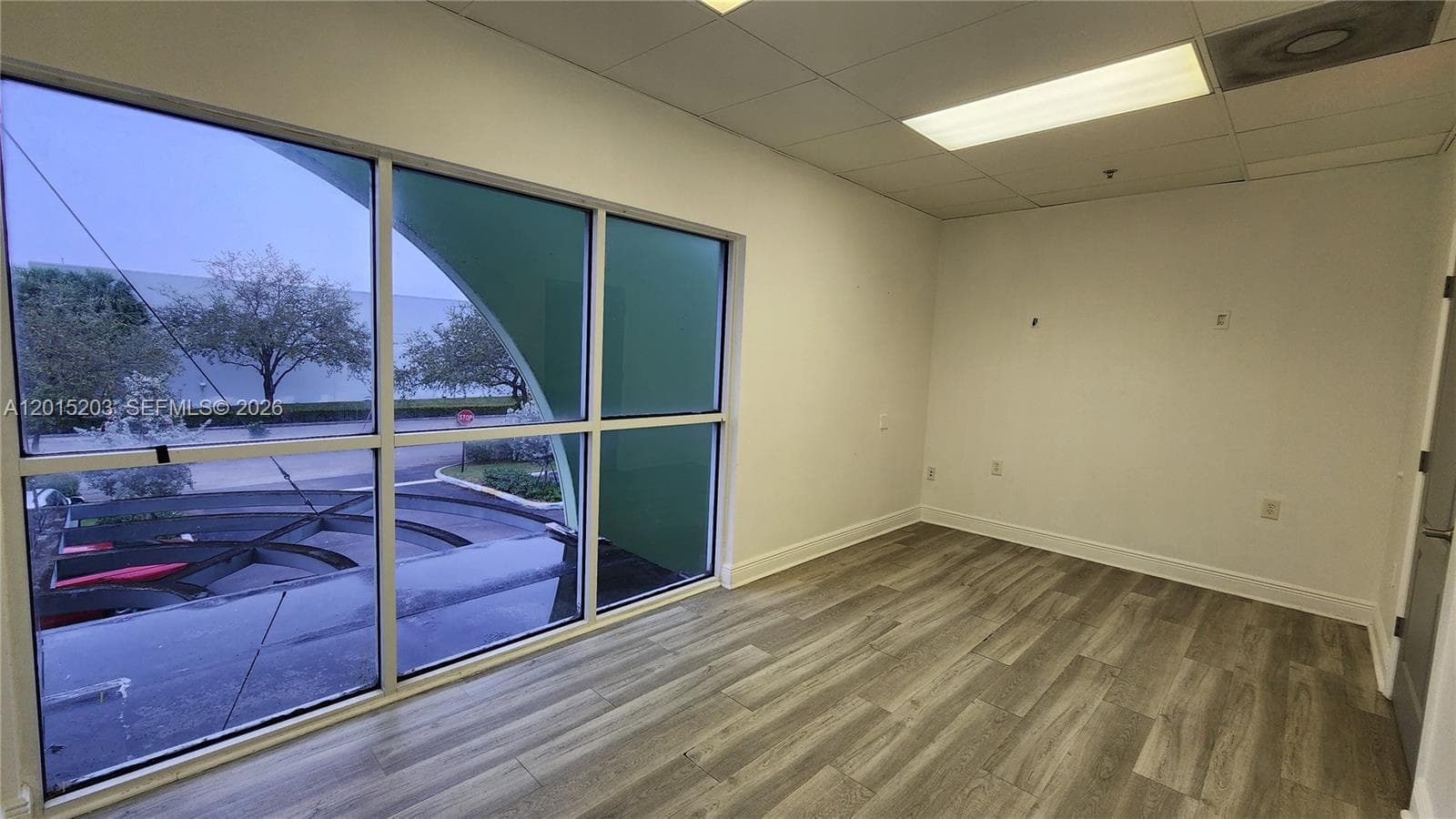 7766 NW 46th St, Doral FL 33166 — 12
