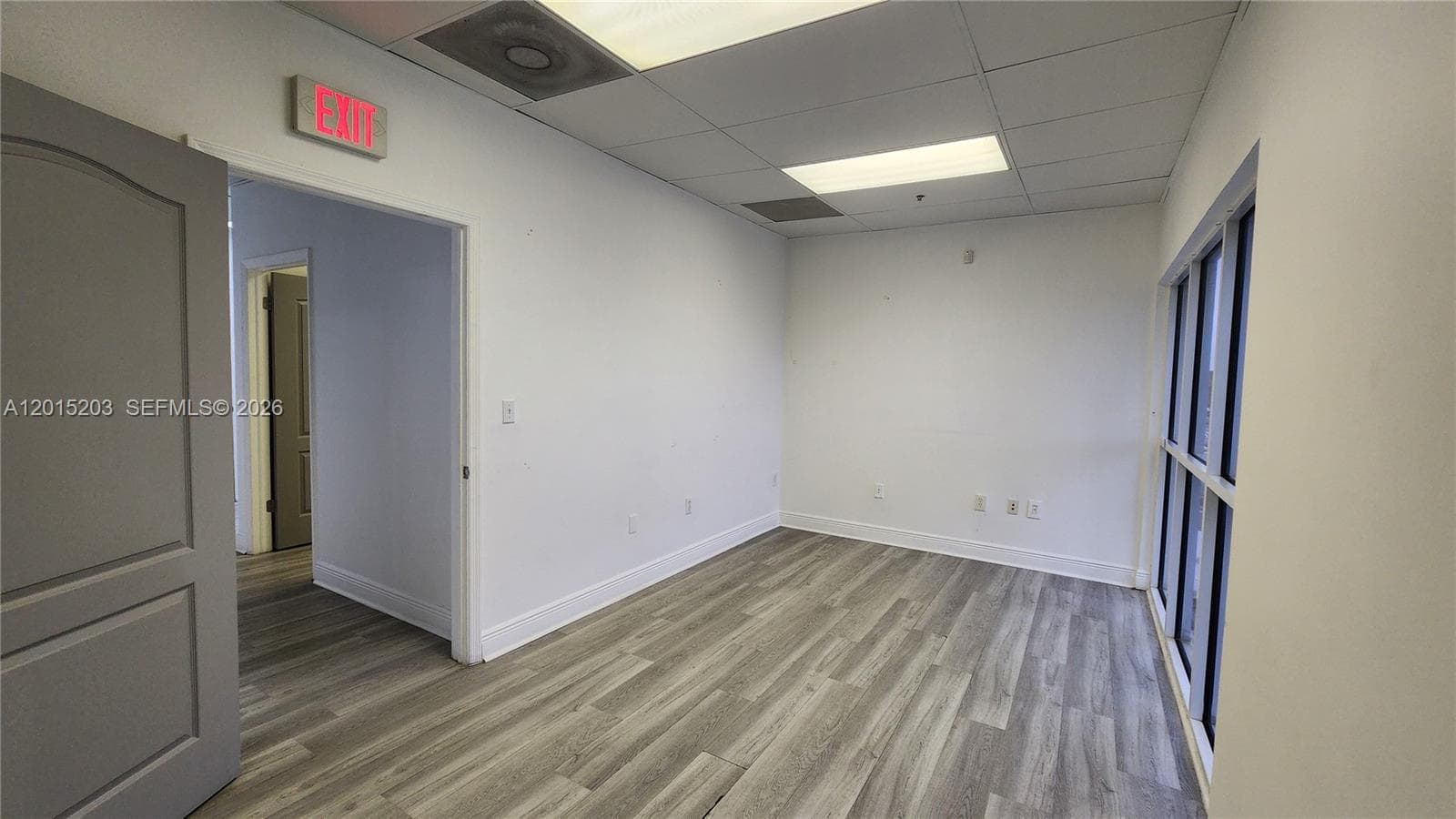 7766 NW 46th St, Doral FL 33166 — 11