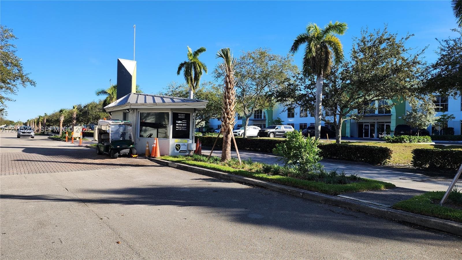 7766 NW 46th St, Doral FL 33166 — 21
