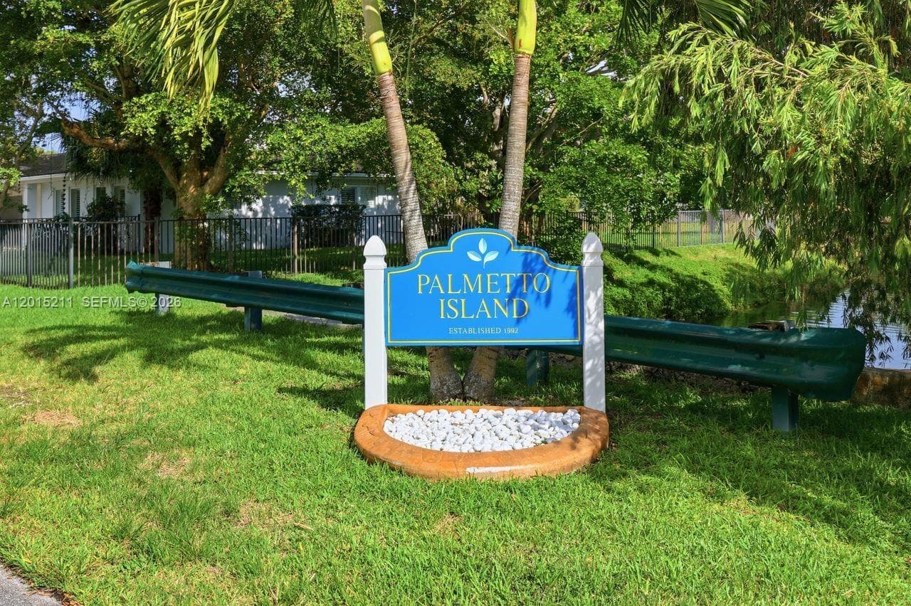 13060 SW 70th Ave, Pinecrest FL 33156 — 2