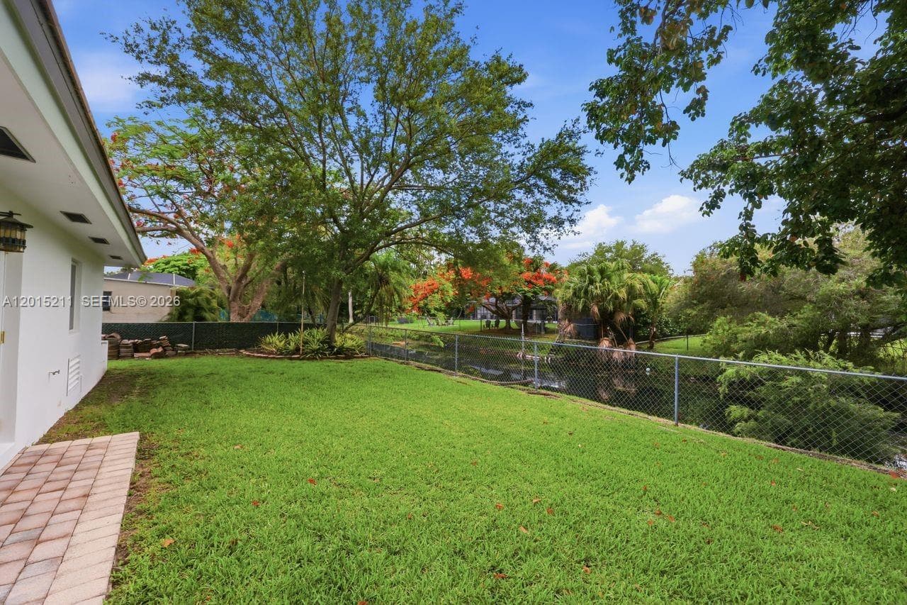 13060 SW 70th Ave, Pinecrest FL 33156 — 13