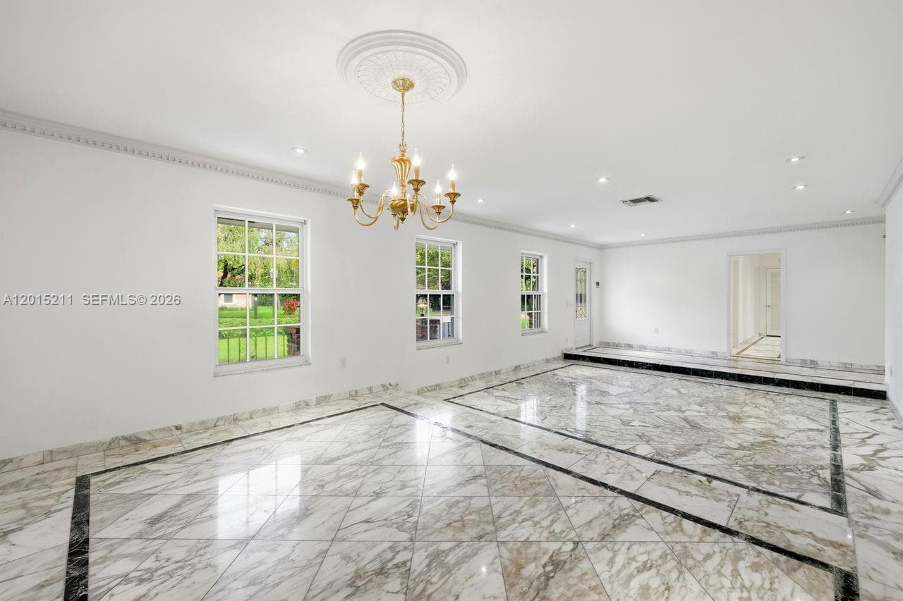 13060 SW 70th Ave, Pinecrest FL 33156 — 17