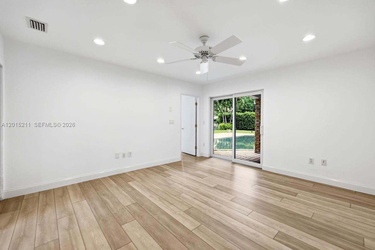 13060 SW 70th Ave, Pinecrest FL 33156 — 43