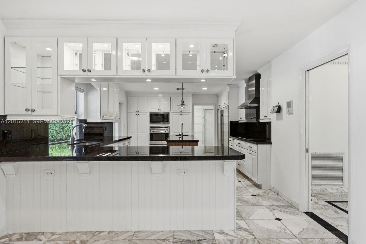13060 SW 70th Ave, Pinecrest FL 33156 — 24