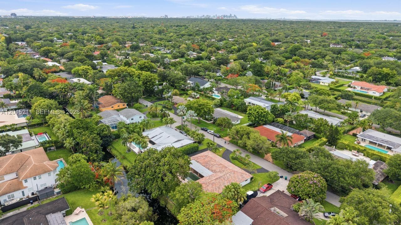 13060 SW 70th Ave, Pinecrest FL 33156 — 61