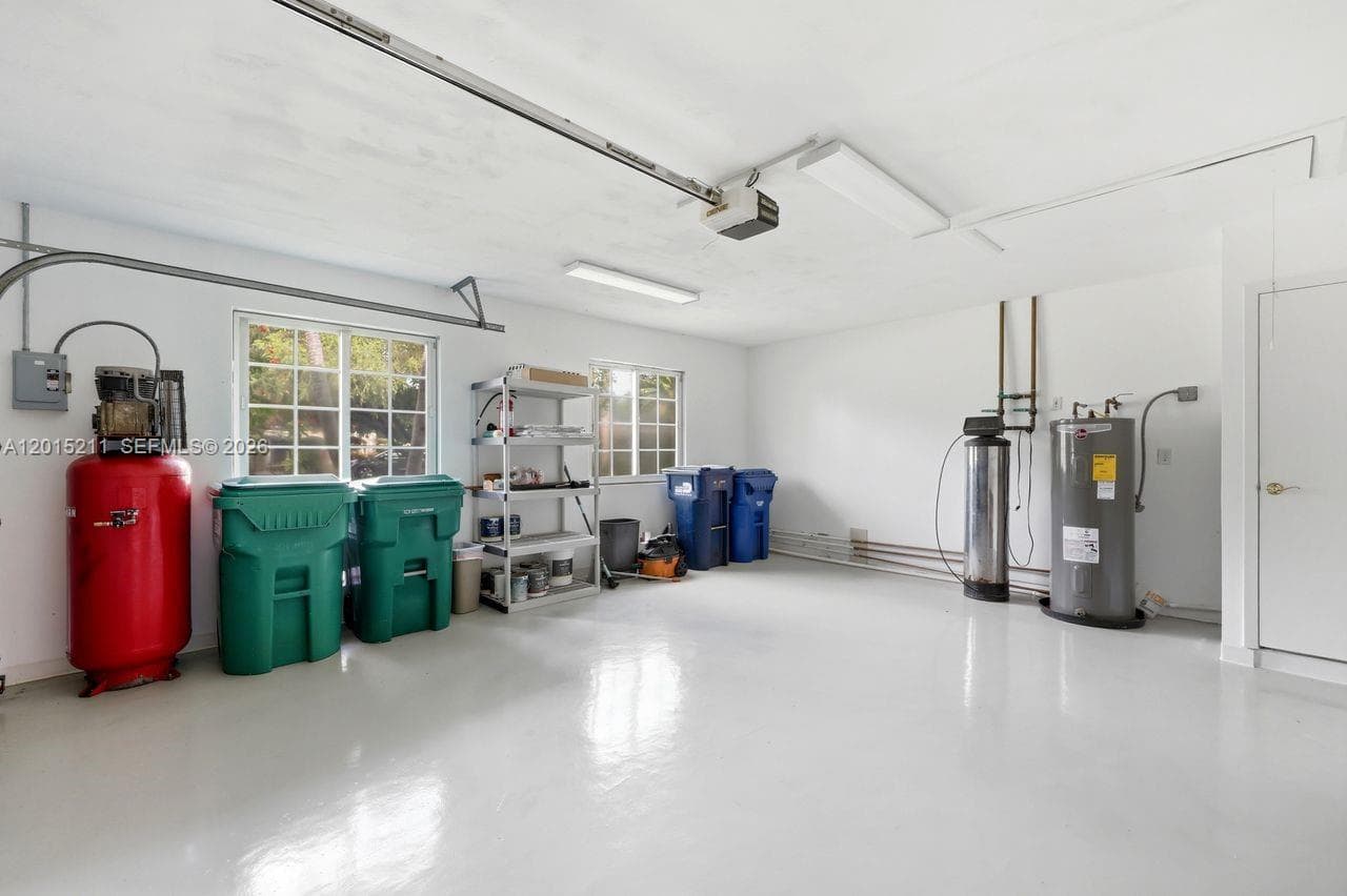 13060 SW 70th Ave, Pinecrest FL 33156 — 59