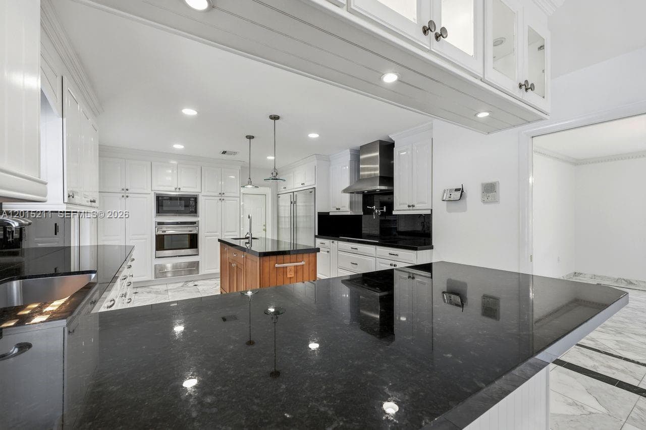 13060 SW 70th Ave, Pinecrest FL 33156 — 21