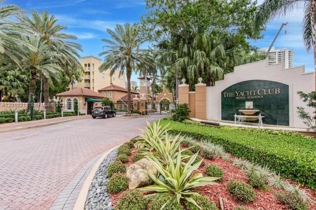 19555 E Country Club Dr # 8408, Aventura FL 33180 — 16