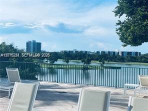 20000 E Country Club Dr, Aventura FL 33180 — 22