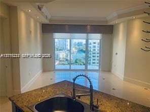 20000 E Country Club Dr, Aventura FL 33180 — 7