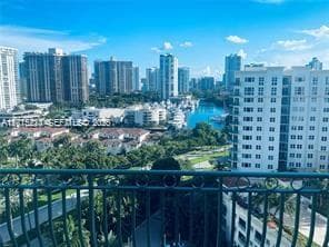20000 E Country Club Dr, Aventura FL 33180 — 18