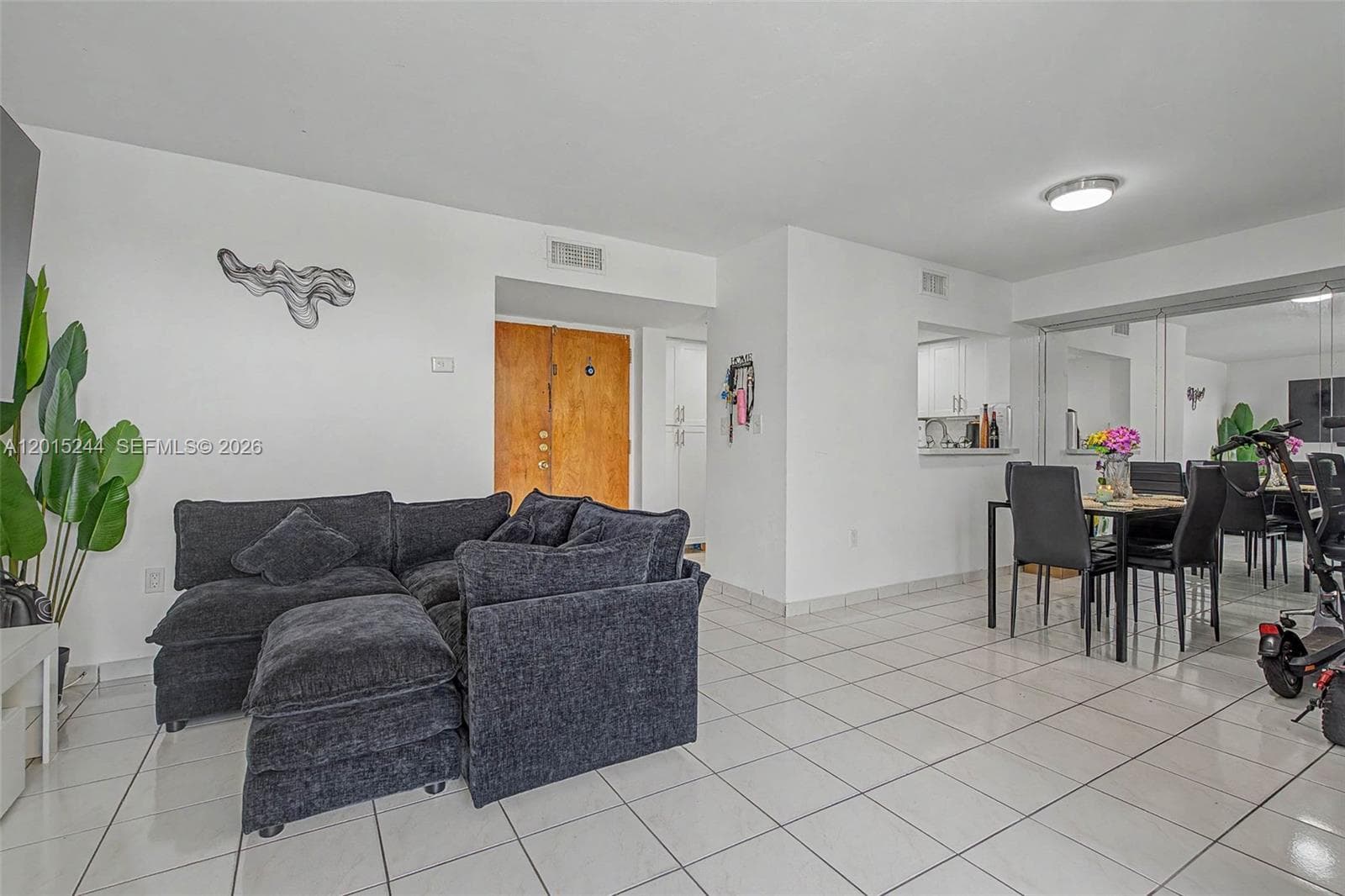 11790 SW 18th St # 3, Miami FL 33175 — 1