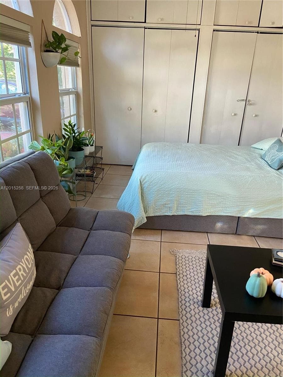 1678 SW 11th St, Miami FL 33135 — 6