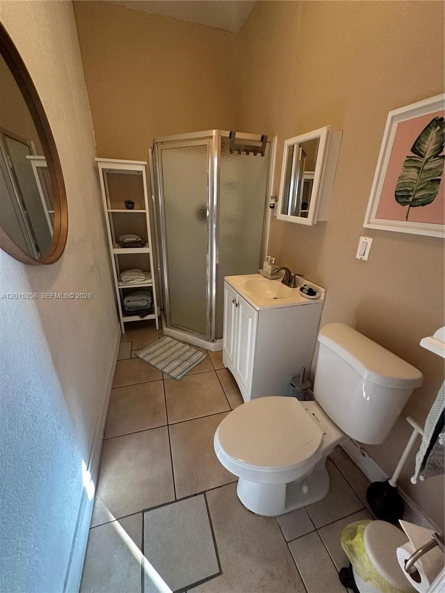 1678 SW 11th St, Miami FL 33135 — 8