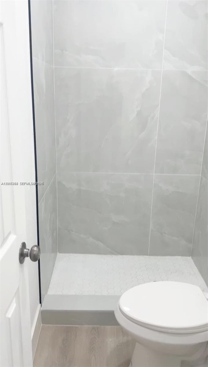 20100 NW 37, Miami Gardens FL 33055 — 5