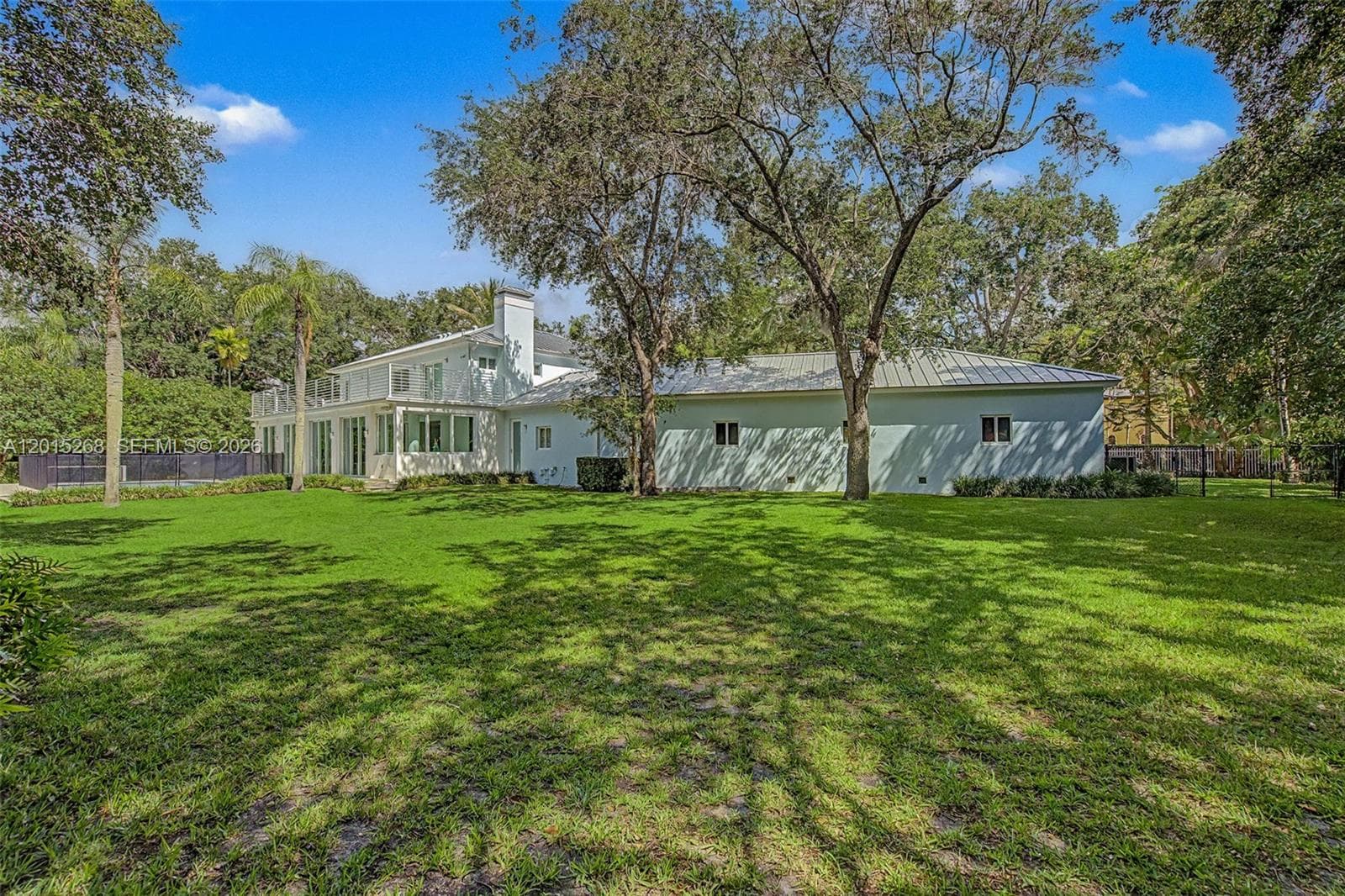 5790 SW 96th St, Pinecrest FL 33156 — 32