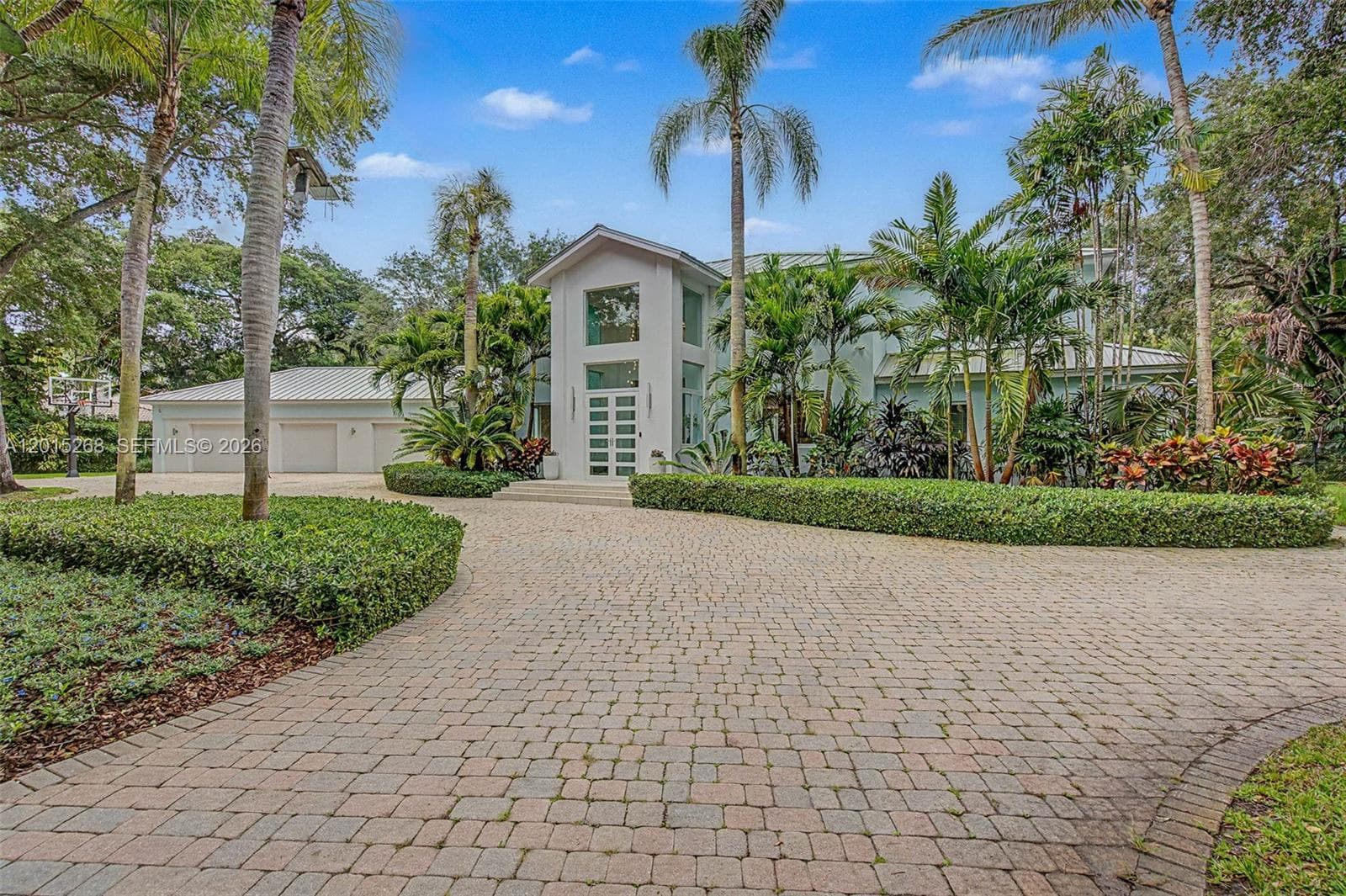 5790 SW 96th St, Pinecrest FL 33156 — 1