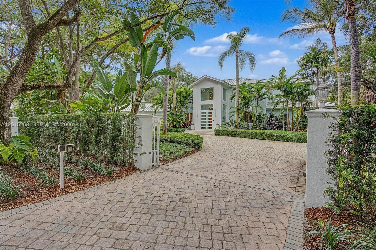 5790 SW 96th St, Pinecrest FL 33156 — 38