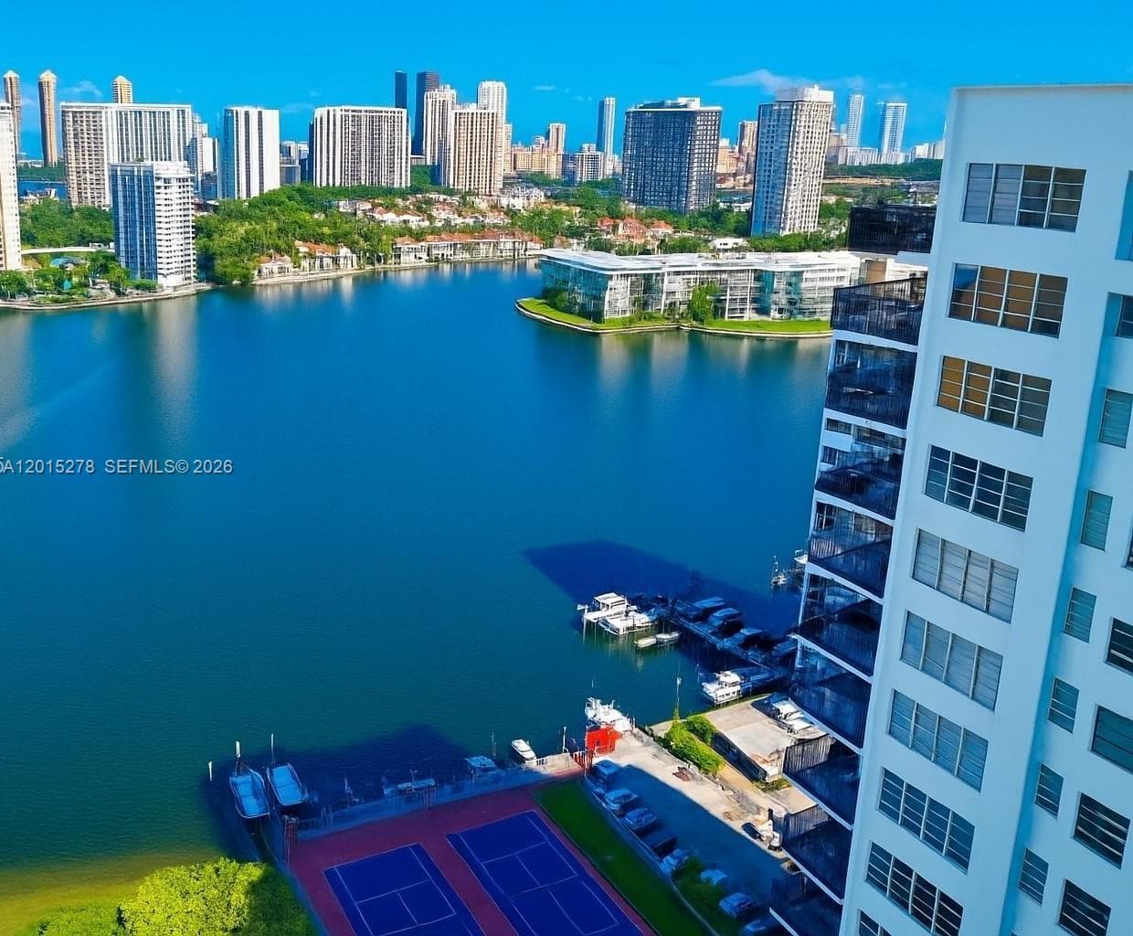 2780 NE 183rd St # 717, Aventura FL 33160 — 1