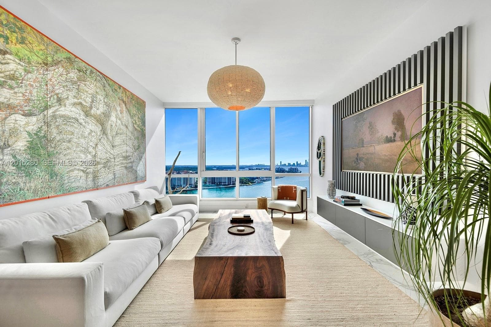 100 S Pointe Dr # 2003, Miami Beach FL 33139 — 1