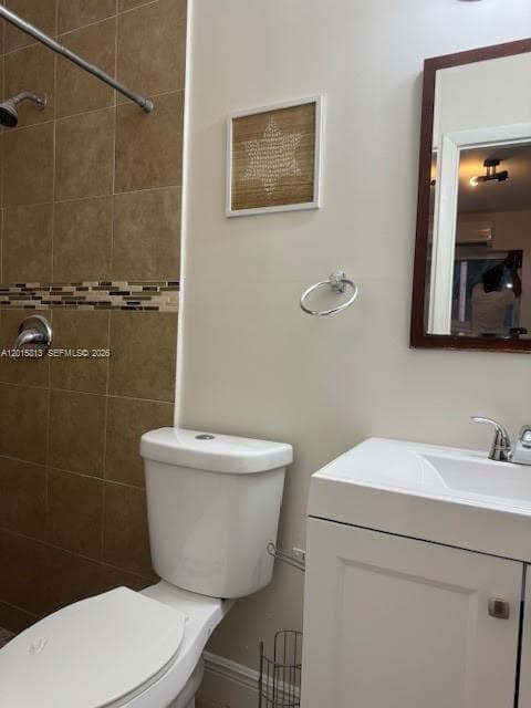 1270 NE 210th Ter # B, Miami FL 33179 — 8