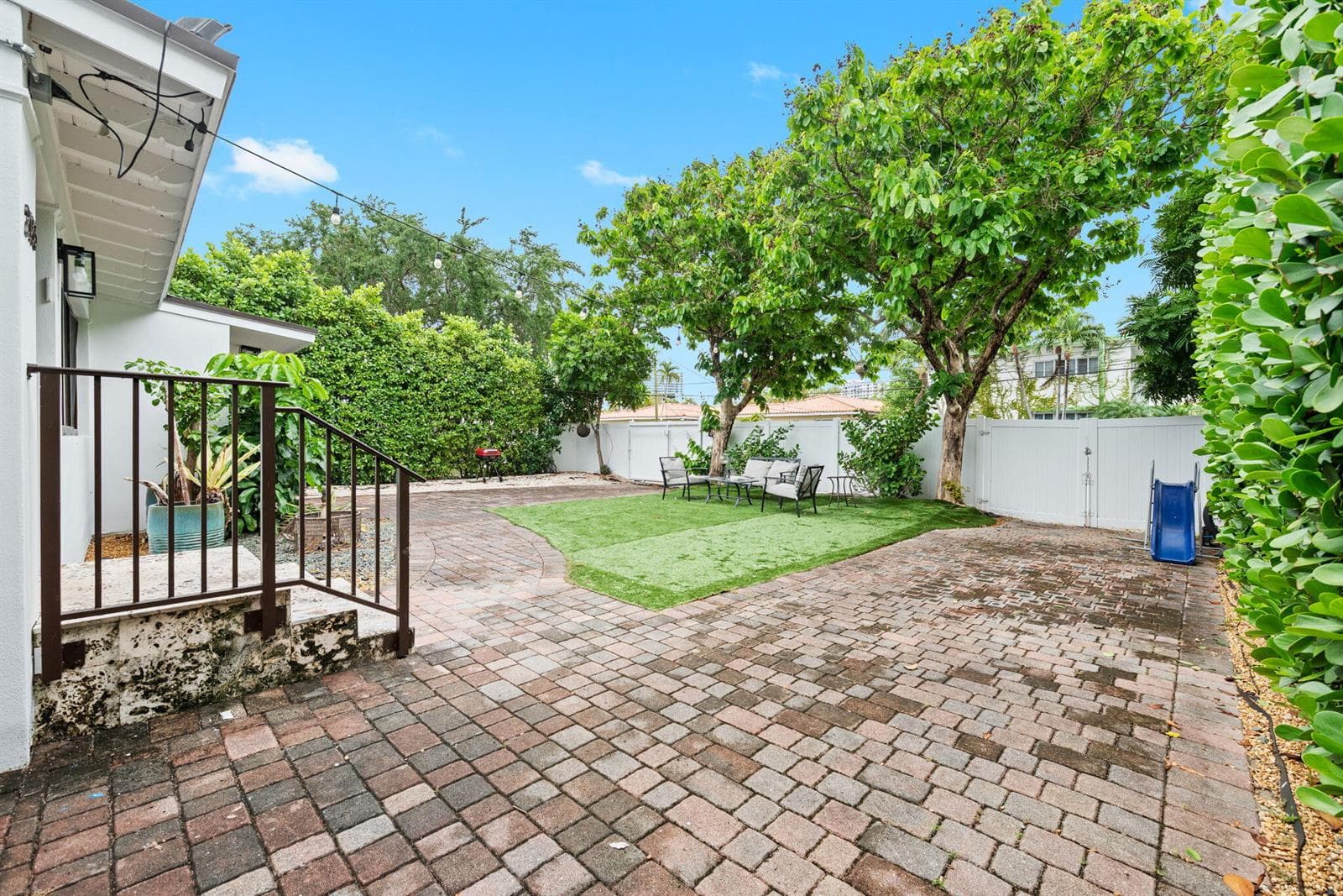 2183 Bay Drive, Miami Beach FL 33141 — 6