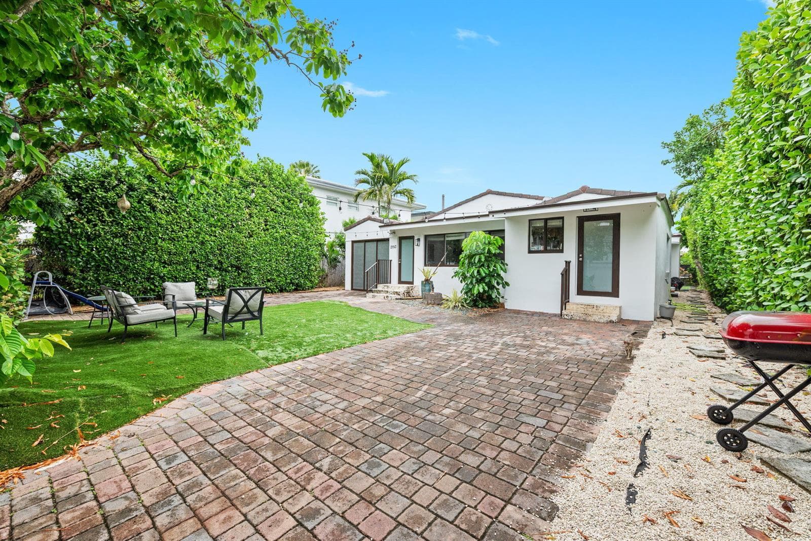 2183 Bay Drive, Miami Beach FL 33141 — 4