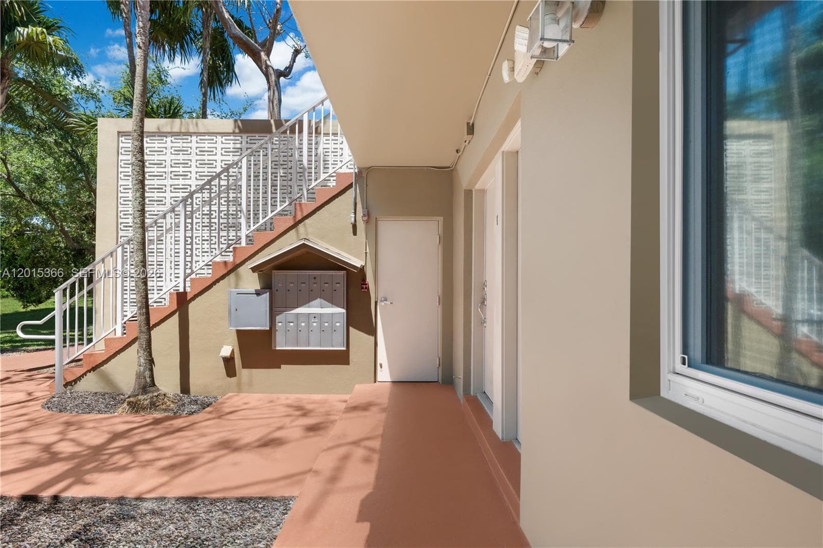 6330 SW 79th St # 4, South Miami FL 33143 — 16