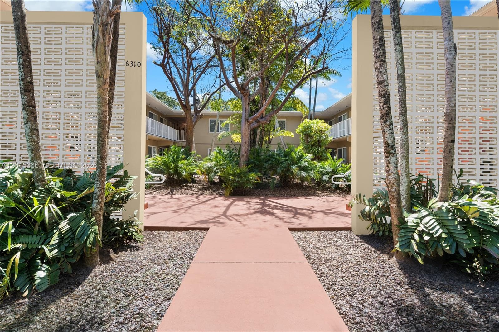 6330 SW 79th St # 4, South Miami FL 33143 — 12