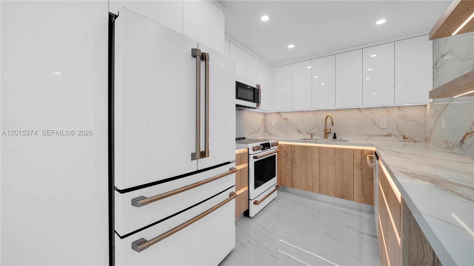 1623 Collins Ave # 415, Miami Beach FL 33139 — 12