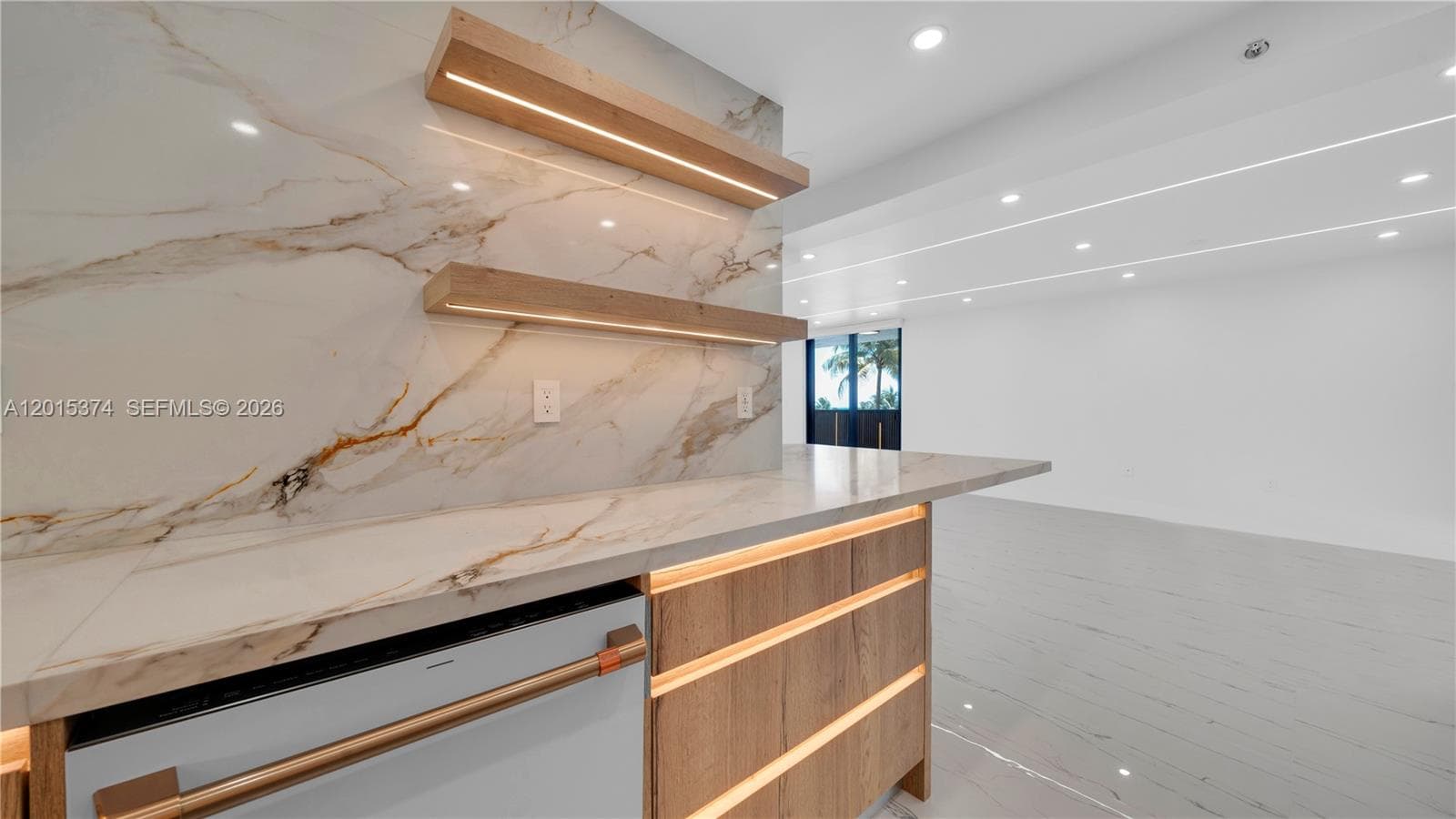 1623 Collins Ave # 415, Miami Beach FL 33139 — 14