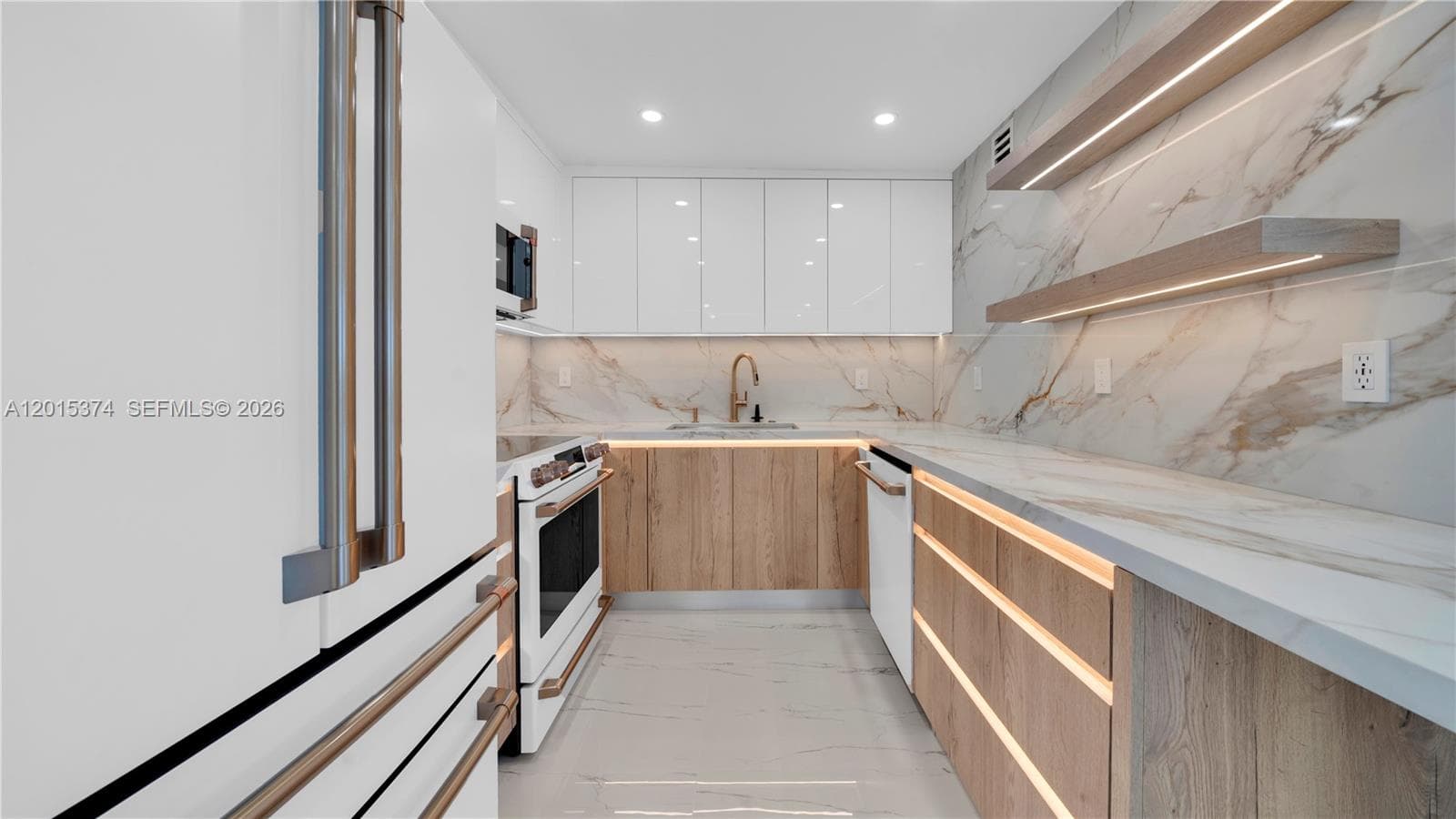 1623 Collins Ave # 415, Miami Beach FL 33139 — 11