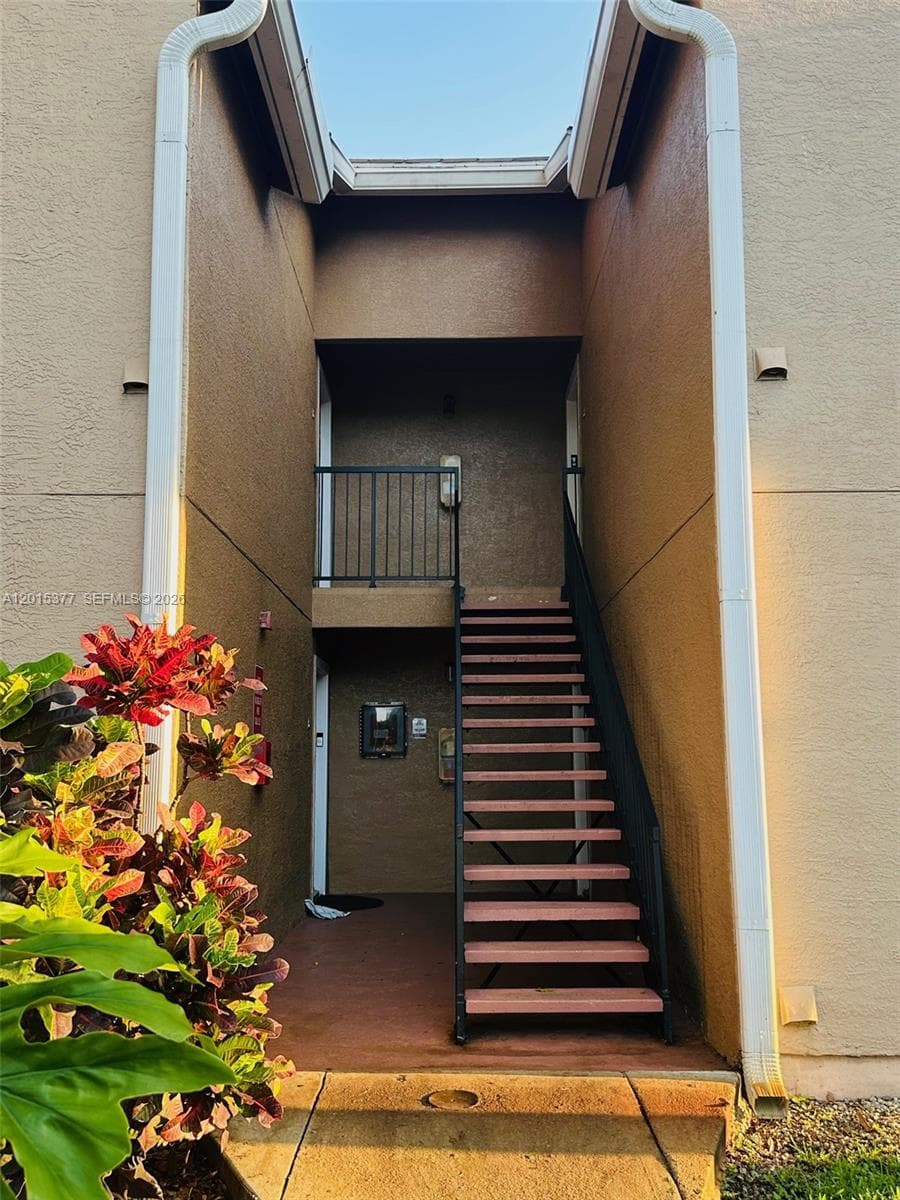 15680 SW 106th Ln # 804, Miami FL 33196 — 10
