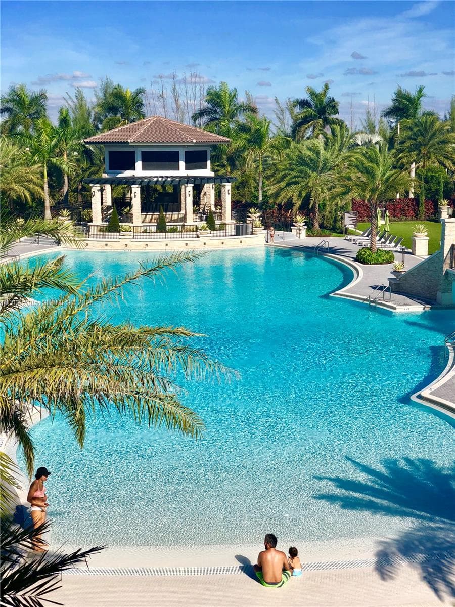 10597 NW NW 81 TERRACE # 10597, Doral FL 33178 — 4