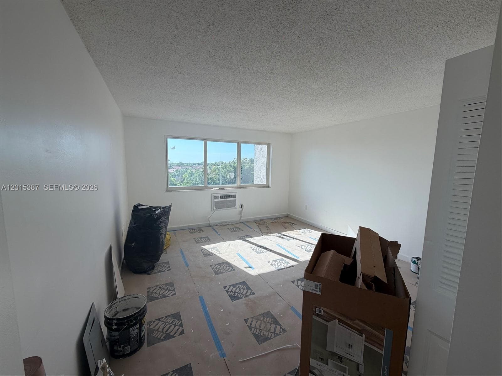 6930 Miami Gardens Dr # 512A, Hialeah FL 33015 — 1