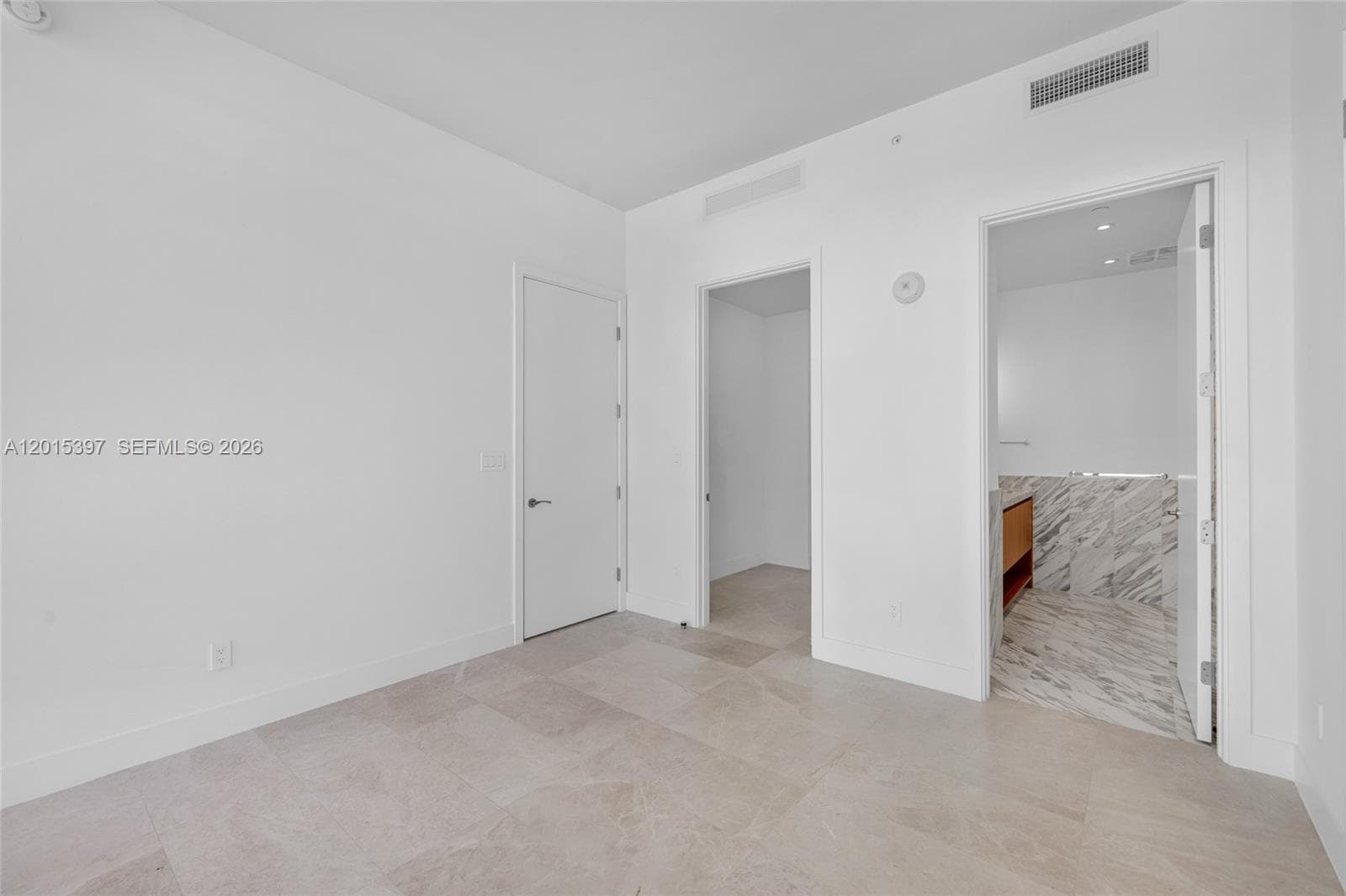 175 SE 25 Road # 1203, Miami FL 33129 — 40