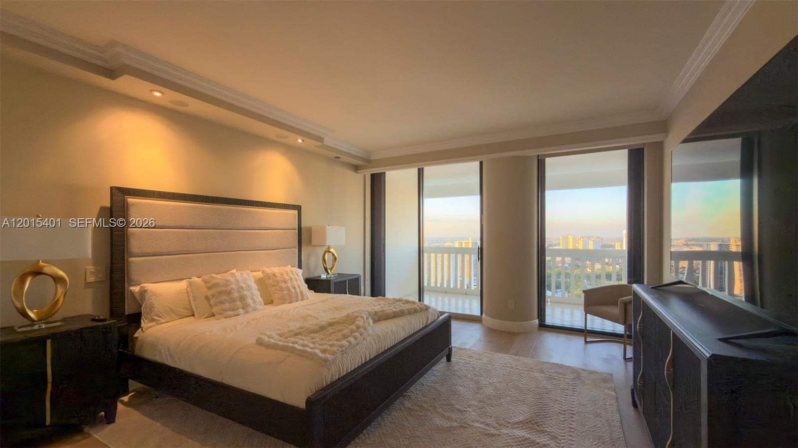 2000 Island Blvd # 3004, Aventura FL 33160 — 15