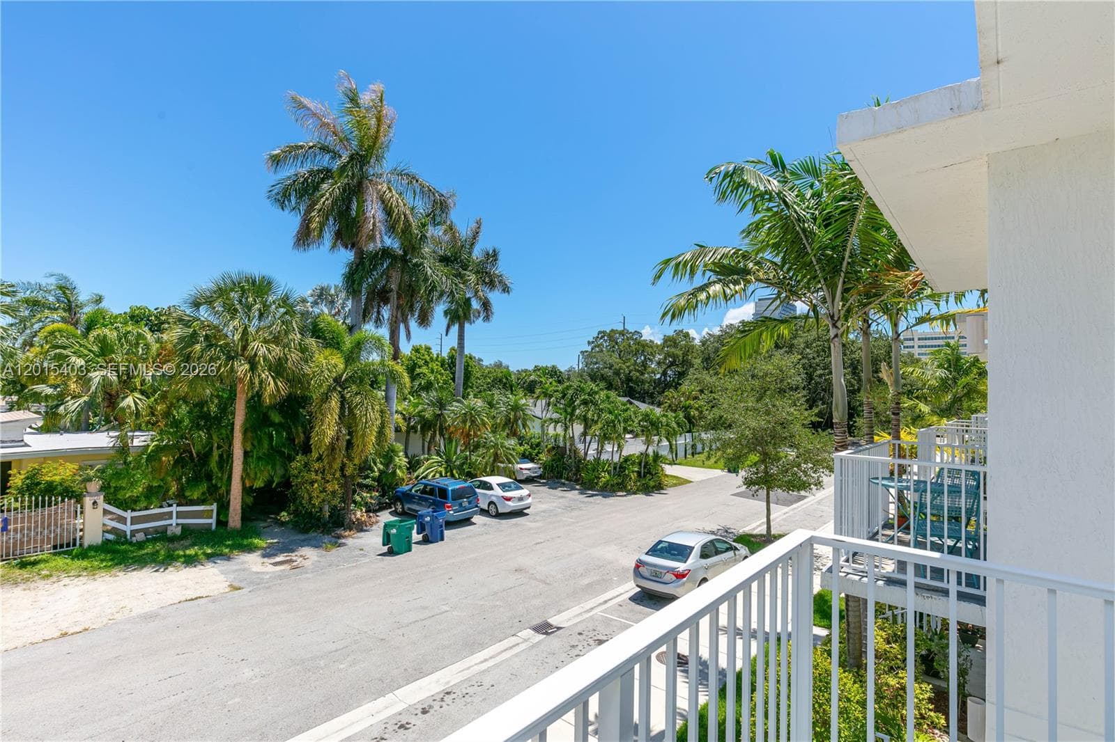 2610 NE 213th St # 103, Miami FL 33180 — 22